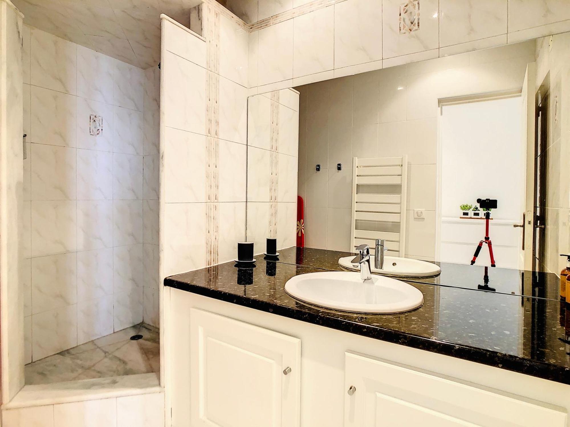 1 Bedroom Flat With Balcony Cannes Center Croisette 6Ppl Eksteriør bilde